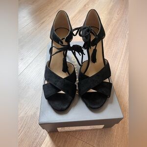 Ann Taylor Ezra Suede Tassel Heel 7.5 Black Brand New In Box